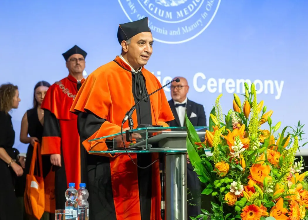 Absolutorium kierunku lekarskiego 2026: przemawia dr hab. Rakesh Jalali 