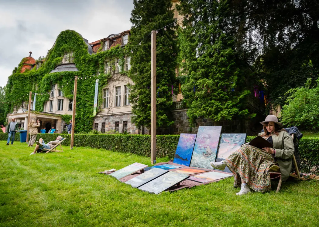 Piknik w Łężanach, lipiec 2026 - budynek