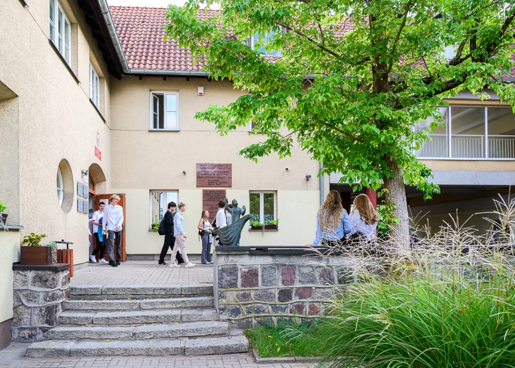 Uniwersyteckie XII LO w Olsztynie rozpoczęło nowy rok szkolny