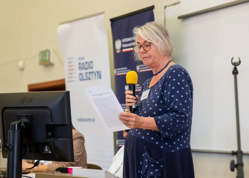 VIII Międzynarodowa Konferencja Komisji Socjolingwistyki: prelegentka