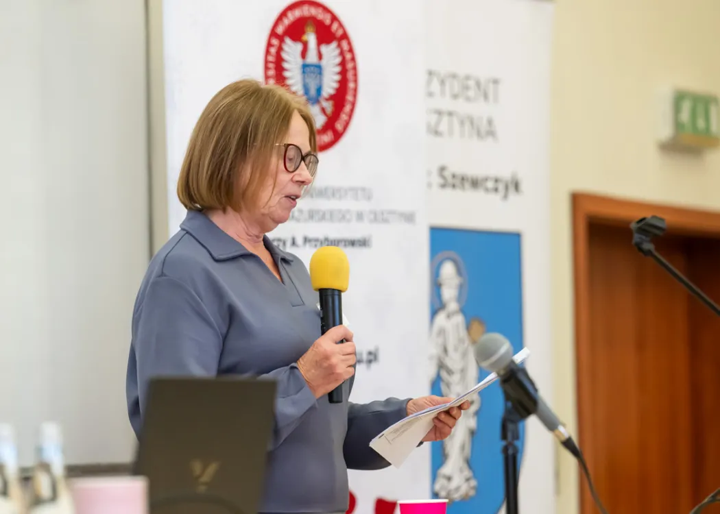 VIII Międzynarodowa Konferencja Komisji Socjolingwistyki: prelegentka 