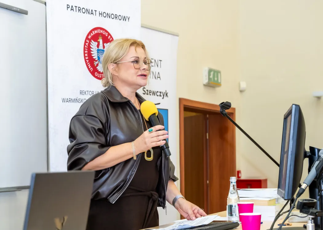 VIII Międzynarodowa Konferencja Komisji Socjolingwistyki: prelegentka