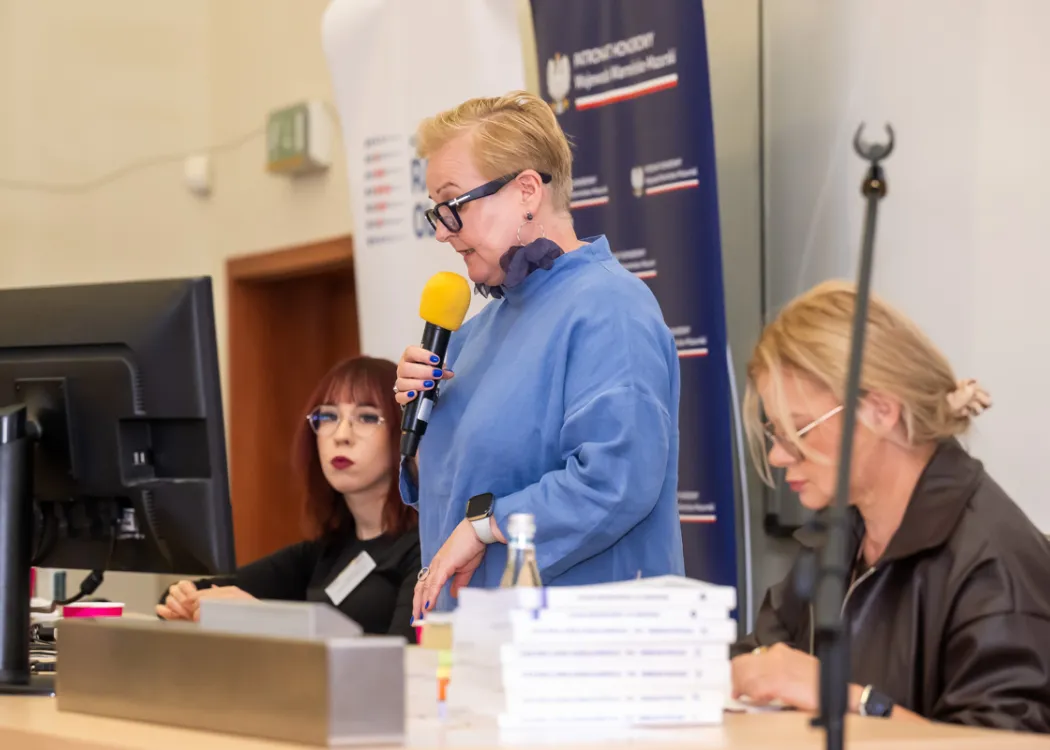 VIII Międzynarodowa Konferencja Komisji Socjolingwistyki: prelegentka