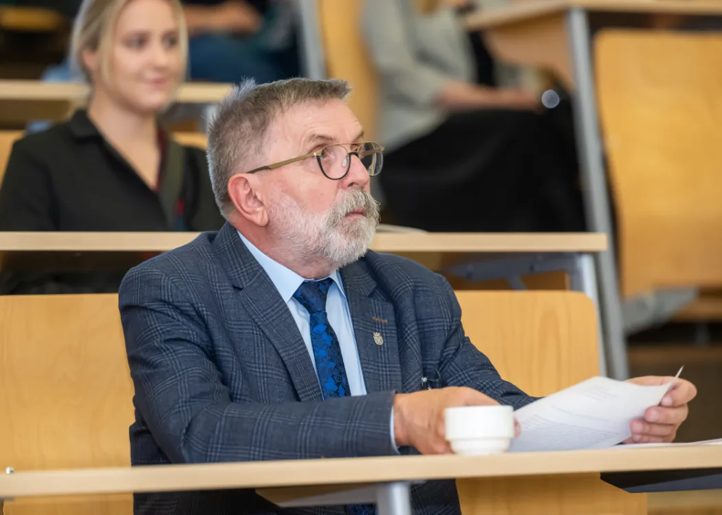 VIII Międzynarodowa Konferencja Komisji Socjolingwistyki: uczestnik