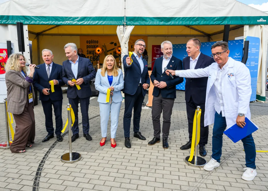 11. Święto Sera: przecięcie wstęgi 