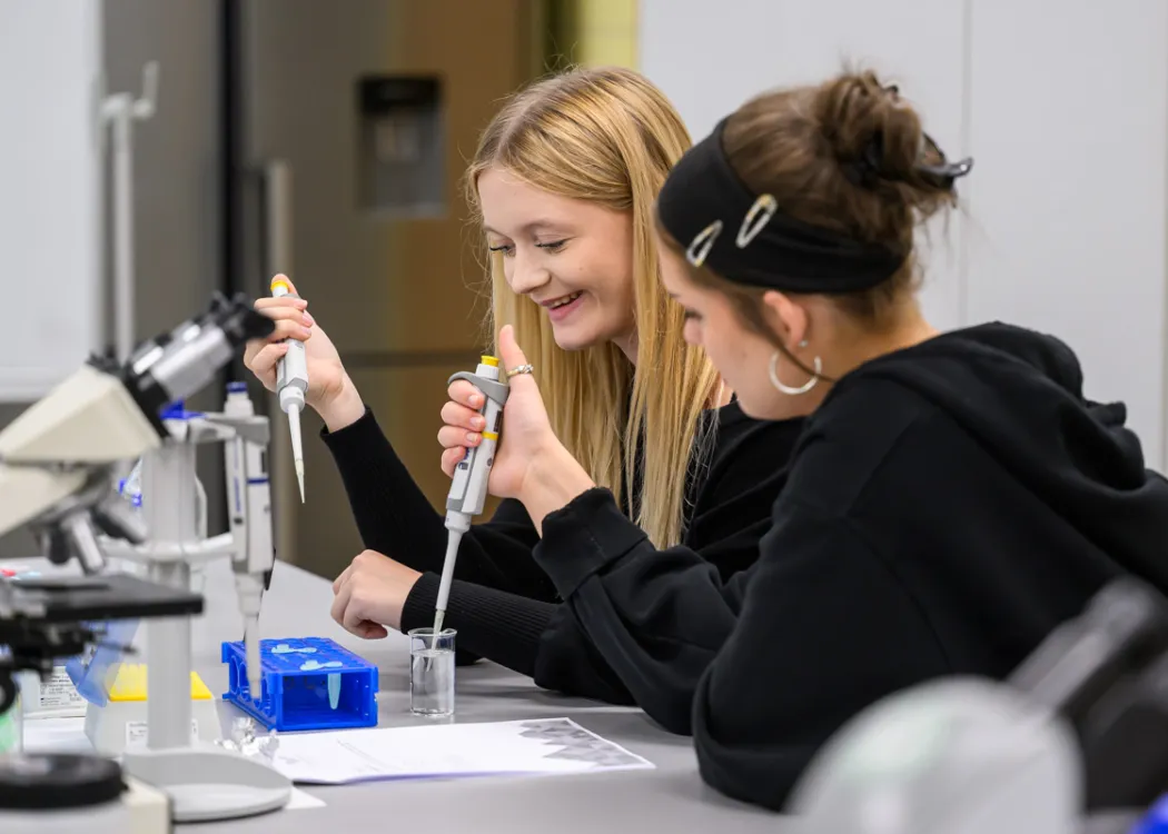 Tydzień z Nauką: młodzież w laboratorium