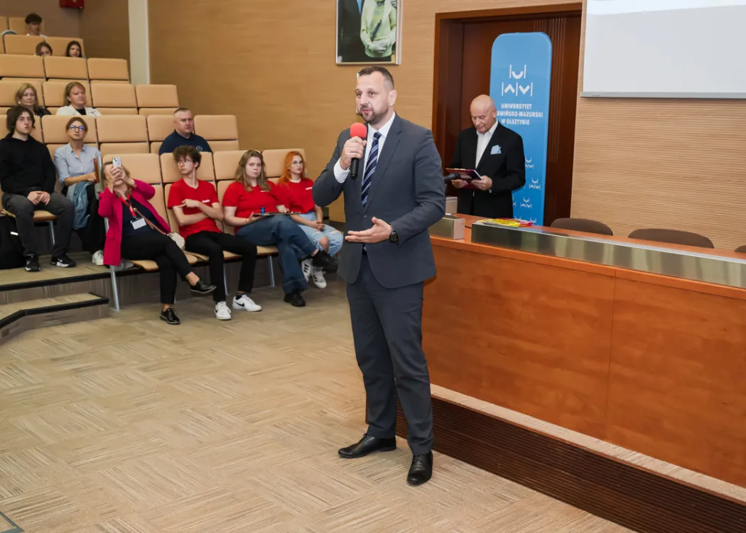 Salon Maturzystów 2026: prezydent Olsztyna przemawia