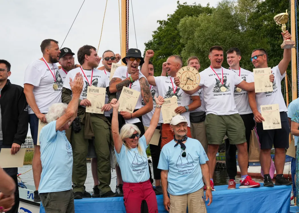 Załoga Szkwał podczas mistrzostw