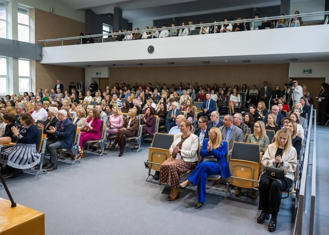 Konferencja „Żywność – bezpieczeństwo, jakość, zdrowie”: widok na salę z publicznością