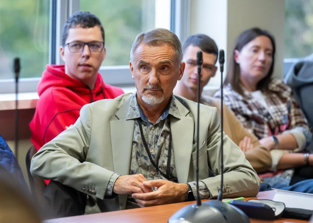 Konferencja „H.G. Wells i nowoczesność. Teksty, konteksty, (re)wizje”: prof. Sławomir Studniarz z UWM podczas wykładu plenarnego