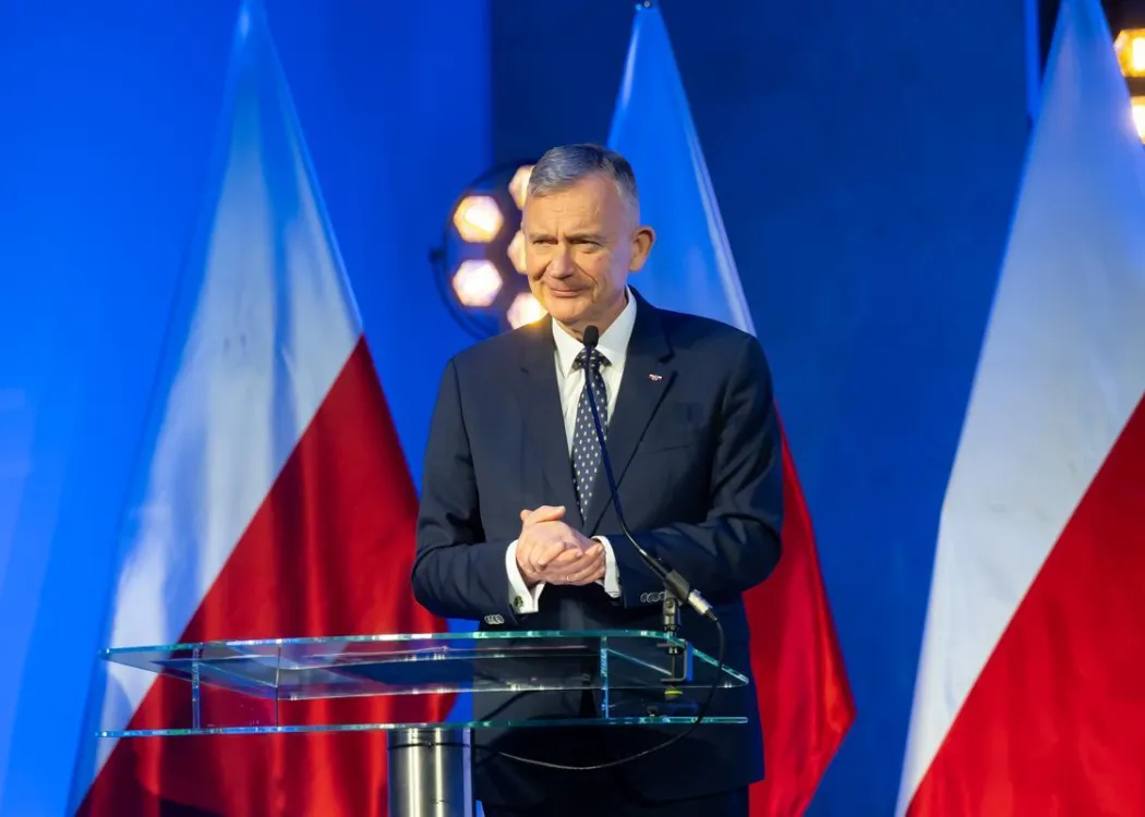 I Międzynarodowe Forum Odporności Społecznej: przedstawiciel Ministerstwa Obrony Narodowej przemawia podczas otwarcia
