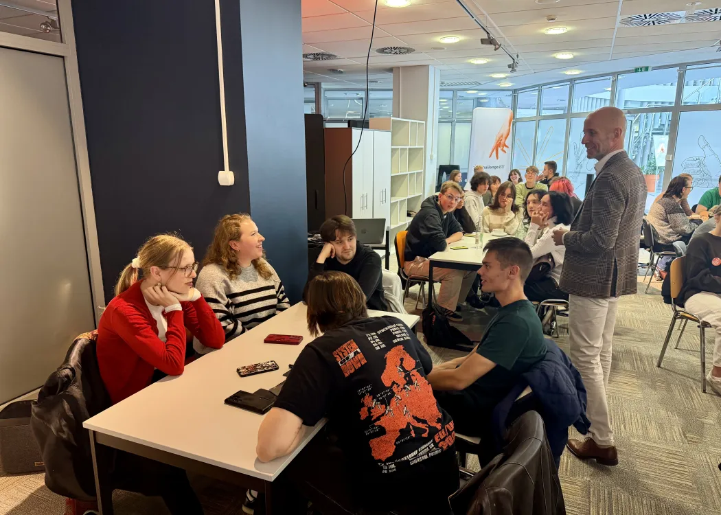 Art & Science Day na UWM: warsztaty prowadzone przez dr. Czesława Kińskiego