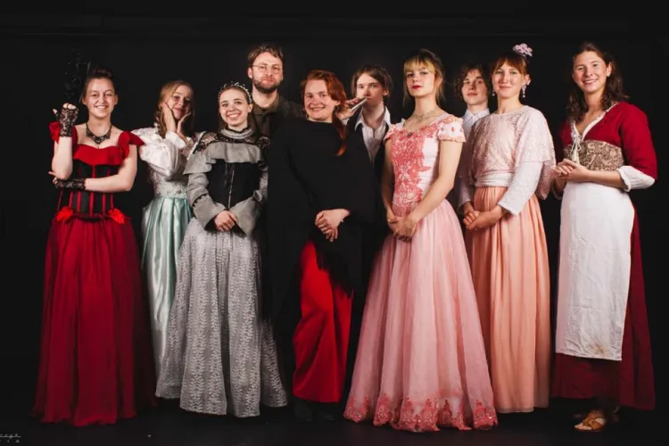 Aktorzy Teatru Kloszart