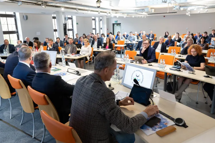 Marcowe posiedzenie senatu, fot. Radio UWM FM 