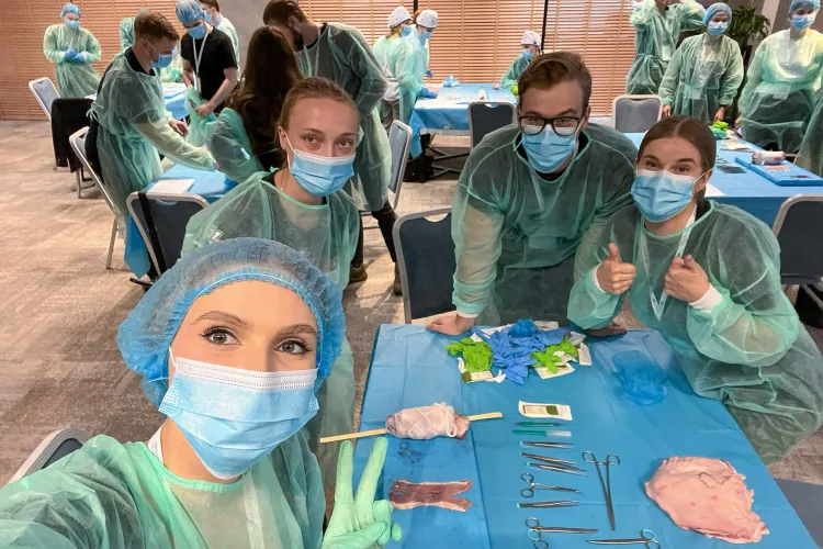 studenci podczas zawodów