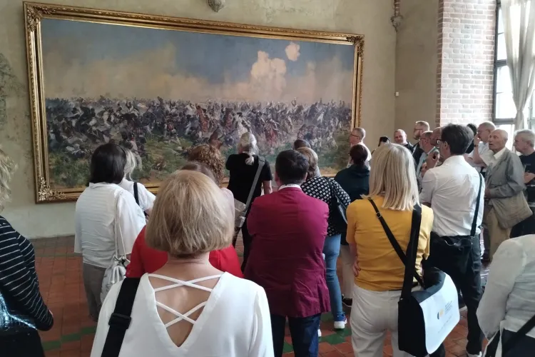 Uczestnicy Światowego Kongresu Kopernikańskiego na zamku w Lidzbarku Warmińskim