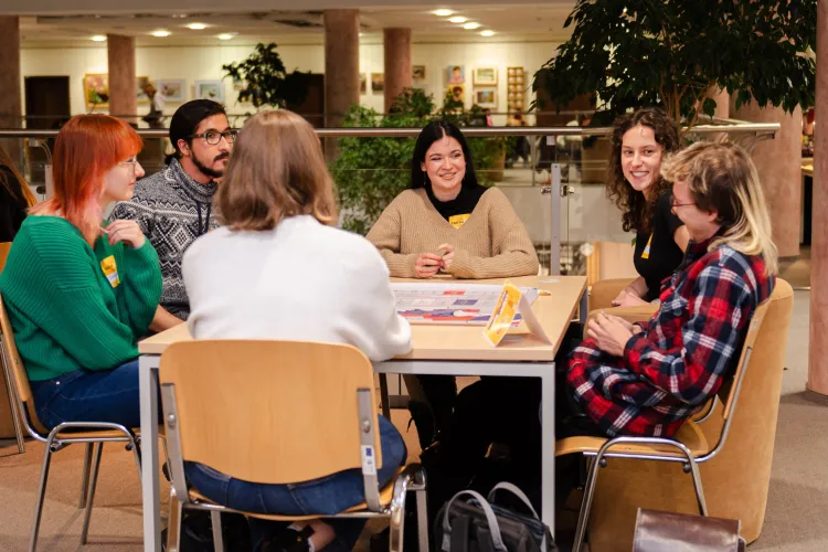Speed Friending w Bibliotece Uniwersyteckiej