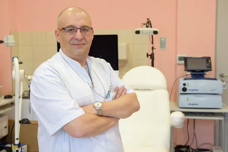 Dr n. med. Tomasz Siwek