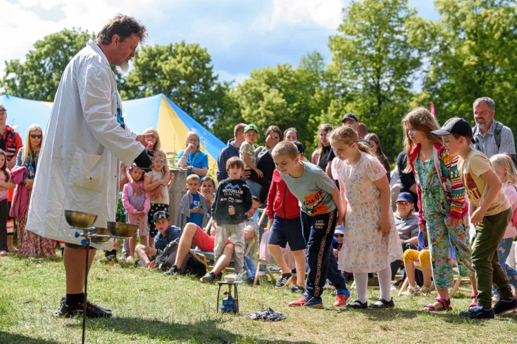 Piknik Nauki i Sztuki w Kortowie - jubileusz 25-lecia UWM