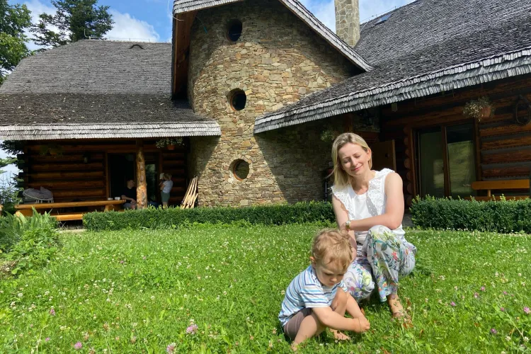 dr Joanna Zielińska-Szczepkowska podczas prowadzenia badań