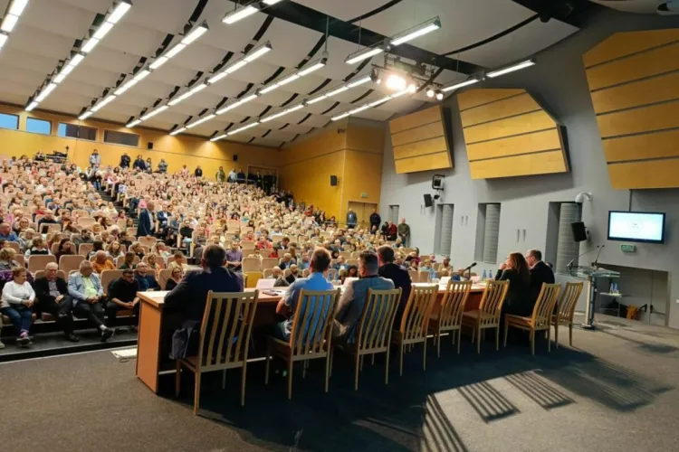 Spotkanie pracowników UWM z władzami uczelni i przedstawicielami związków zawodowych