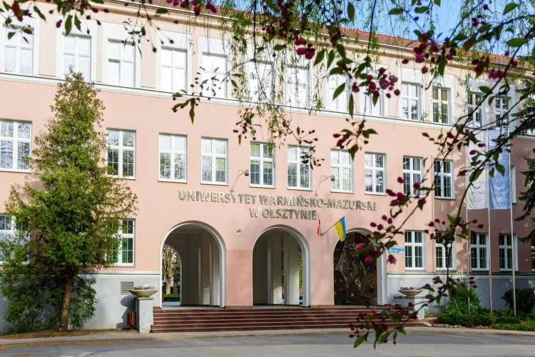 Rektorat UWM wiosną 