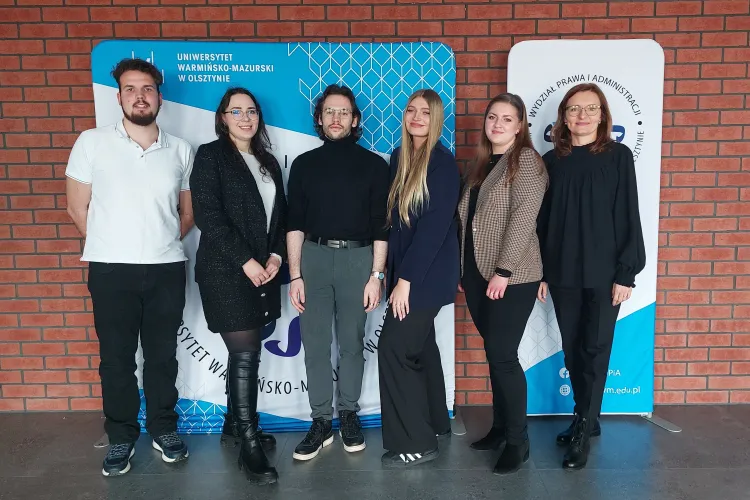 Członkowie Studenckiego Forum Administracyjnego Ad Vocem 