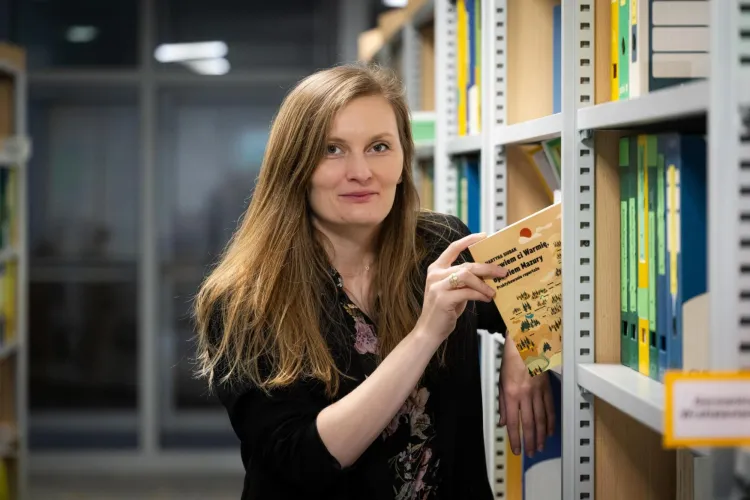 dr Martyna Siudak w Bibliotece Uniwersyteckiej UWM 