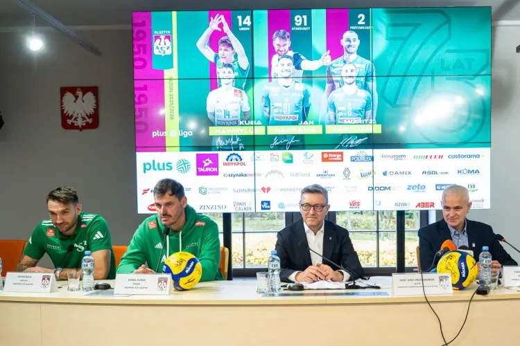 Konferencja prasowa przed pierwszym meczem Indykpol AZS UWM: Tomasz Jankowski, Jan Hadrava, Jerzy Przyborowski, Daniel Pliński