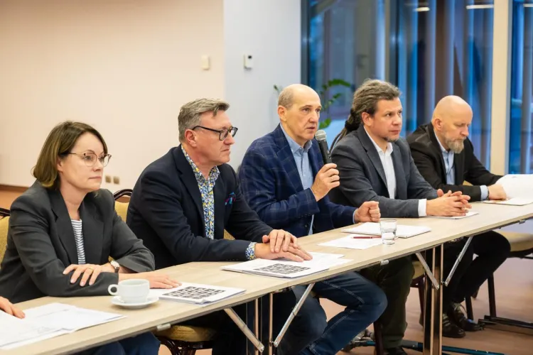 Uczestnicy spotkania Konsorcjum "Zdrowe Życie"