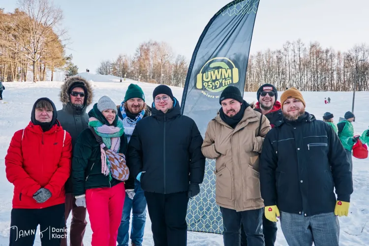 redakcja Radia UWM FM podczas wydarzenia KortoSnow na Górce Kortowskiej 