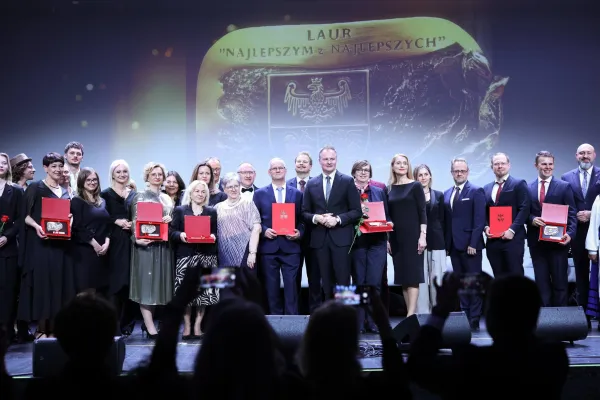 Nagrodzeni laurami "Najlepsi z najlepszych" na scenie 