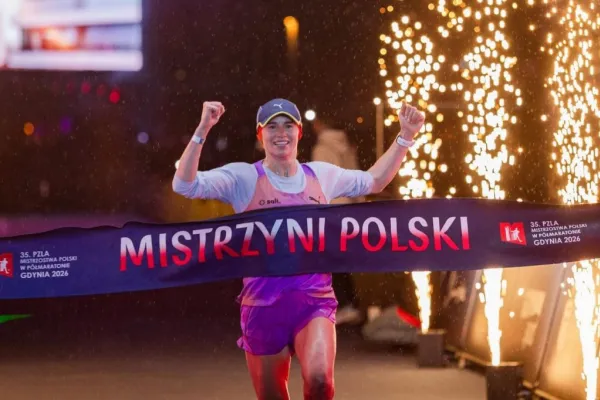 Aleksandra Lisowska podczas zdobywania mistrzostwa Polski w półmaratonie