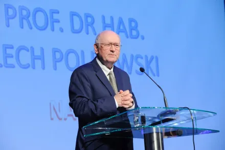 Prof. Lech Polkowski z nagrodą im. prof. Pawlaka
