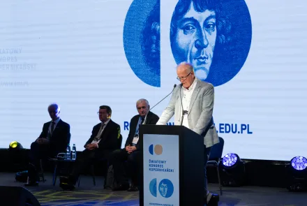 Światowy Kongres Kopernikański: na UWM w Olsztynie trwają obrady naukowców i ekspertów