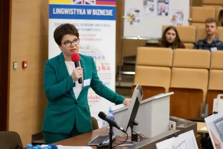 Prof. Mariola Jaworska: Nauka języków obcych poszerza horyzonty 
