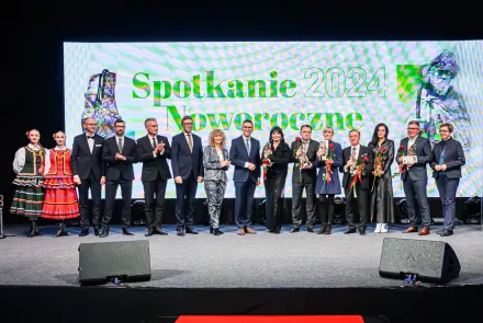 Dwie statuetki św. Jakuba dla przedstawicieli Uniwersytetu