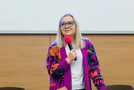 Polszczyzna w dobie komunikacji typu instant