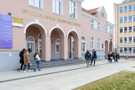 Nowy kierunek na UWM: logistyka