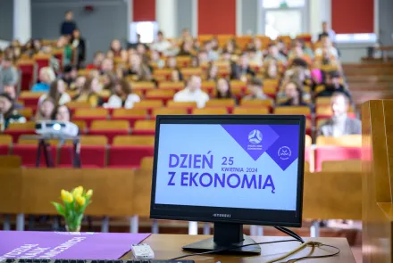 Dzień z Ekonomią na UWM: warsztaty, wykłady i finał SHOWBIZ-u