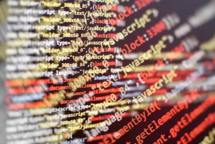 Jak komunikować się z komputerem? Naukowcy z UWM o języku programowania