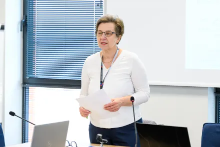 Trzeba wypełnić lukę w systemie. Ekspertka z UWM o wsparciu opiekunów usamodzielnienia 