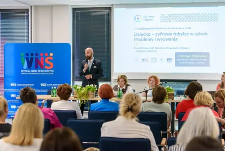 Dziecko - cyfrowy tubylec w szkole, czyli rozmowy o edukacji