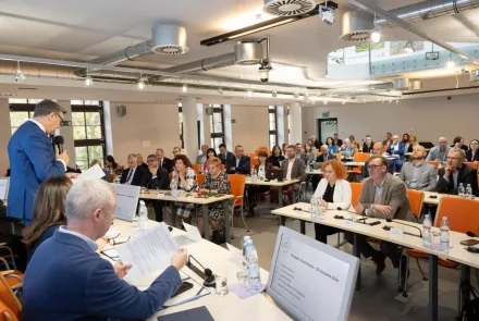 Październikowe posiedzenie Senatu UWM. Dyskutowano m.in. o podwyżkach