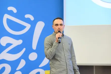 Naukowa środa z technologią deepfake i bezpieczeństwem cyfrowym w rolach głównych