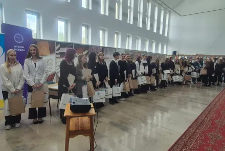 Na UWM młodzież prezentowała wiedzę o rodzinie