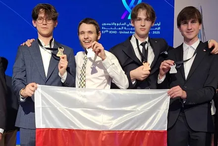Absolwent liceum uniwersyteckiego zwycięzcą olimpiady chemicznej w Dubaju