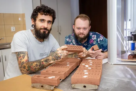 Nowatorskie podejście do materiałów budowlanych łączy naukowców z UWM oraz uczelni z Czech i Litwy 