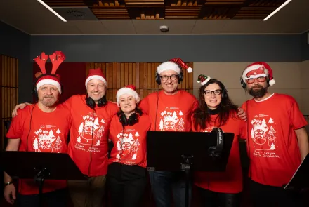 Z Kortowa ciepłych życzeń moc ślą przyjaciele! Muzyczna pocztówka od UWM