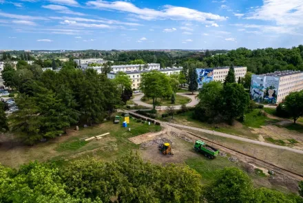 Trwa modernizacja plaży kortowskiej